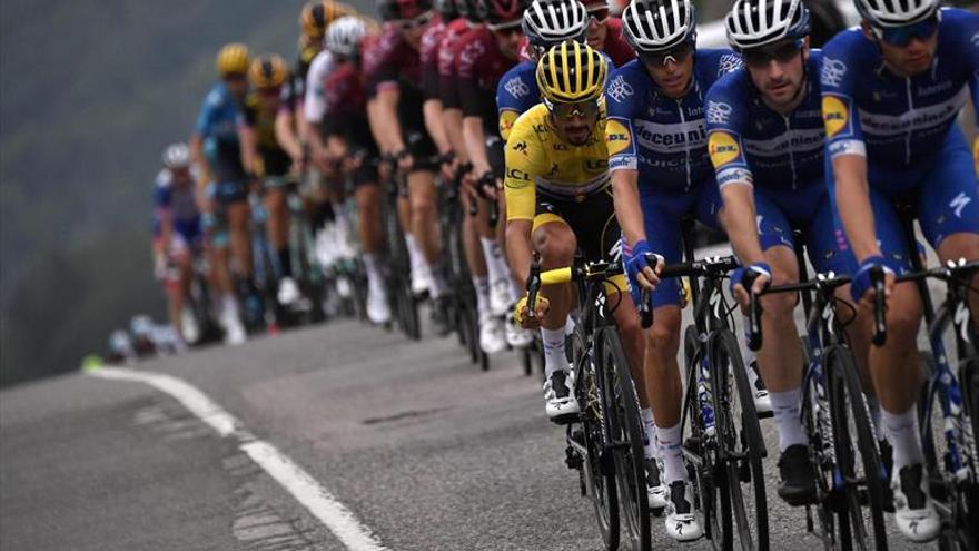 Pinot somete a Alaphilippe en los Pirineos y deja abierto el Tour