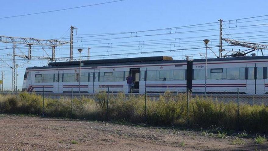 La circulación de trenes en Castellón, afectada por el arrollamiento de un hombre en Les Valls