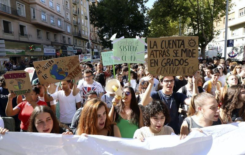 Manifestación por el clima en Zaragoza