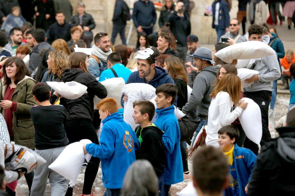 Guerra de almohadas en València