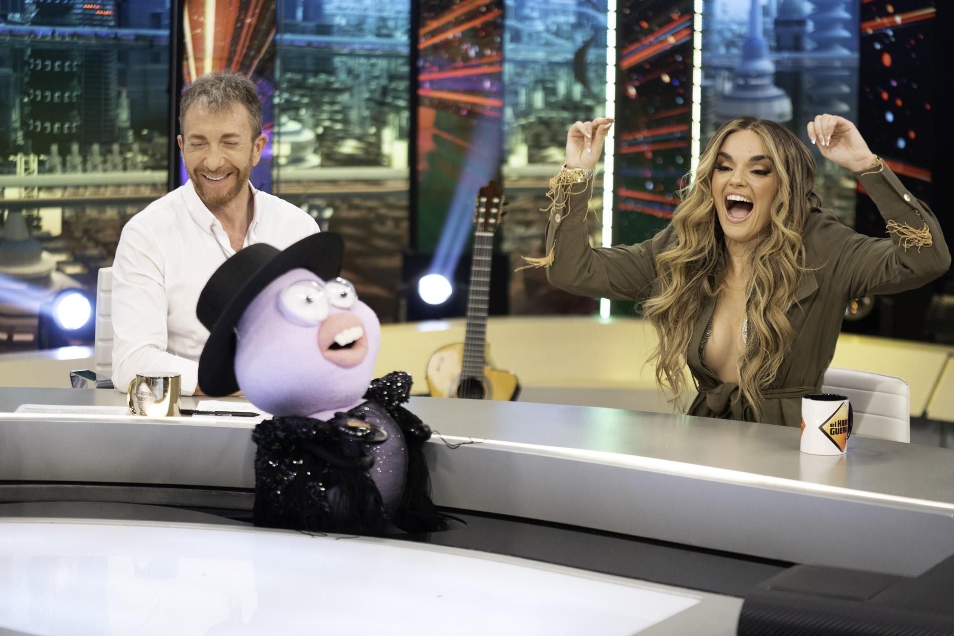 Pablo Motos junto a Melody en uno de los programas más vistos