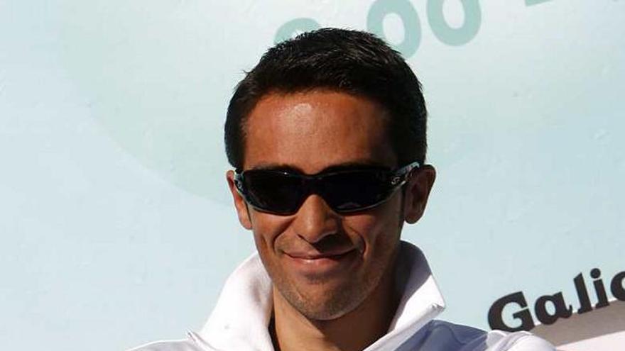 El ciclista Alberto Contador posa sonriente, ayer en Ciclovía