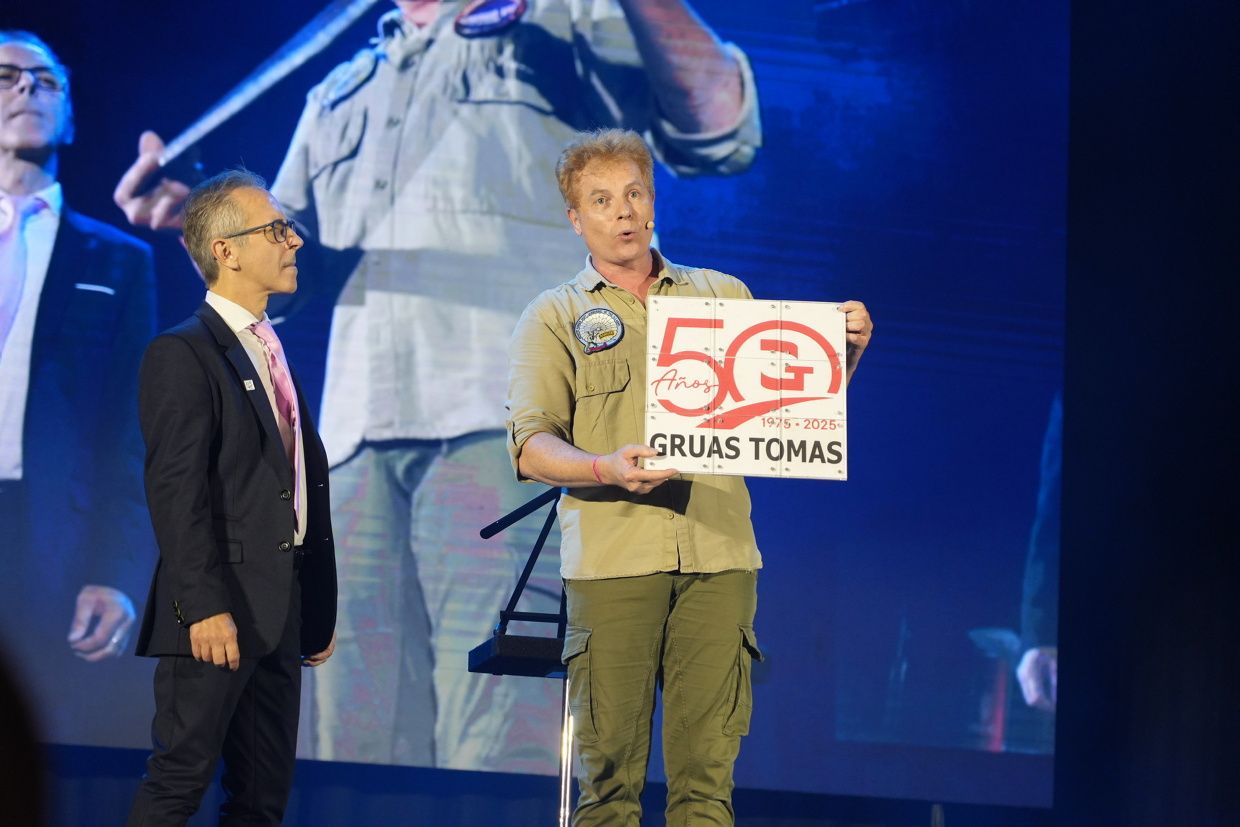 Galería de fotos de la gala del 50º aniversario de Grúas Tomás en Vila-real