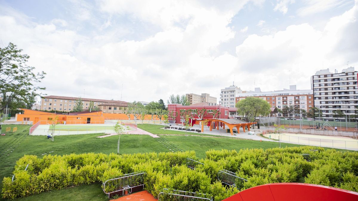 La piscina de Gran Vía reabre sus puertas tras la renovación integral de sus instalaciones.