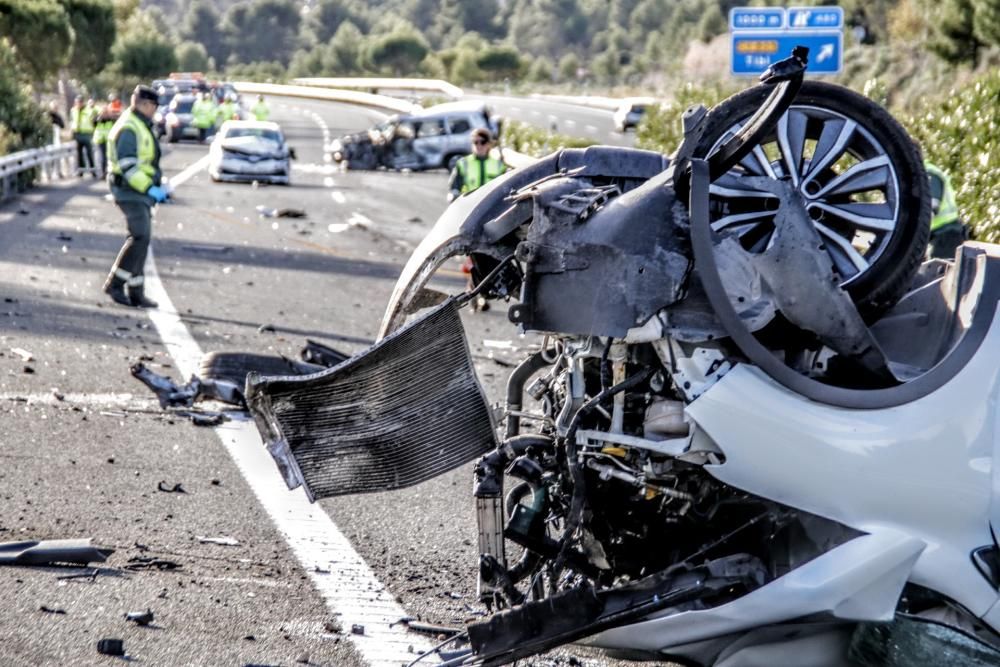 Un conductor en dirección contraria causa un accidente con dos muertos en la A-7 en Tibi