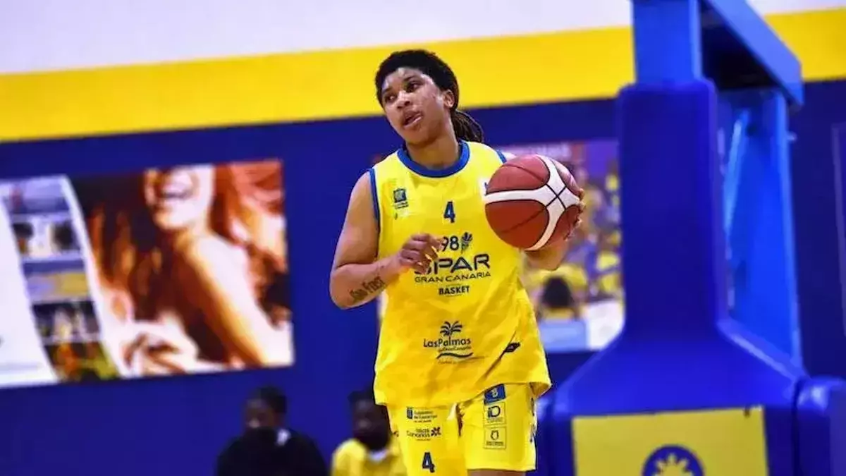 Valerie Nesbitt en un partido de Liga con el Spar Gran Canaria la pasada temporada