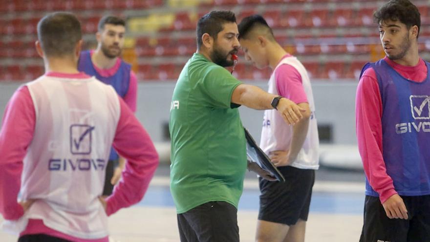 Josan, en una sesión de entrenamiento en Vista Alegre con el Córdoba Futsal.