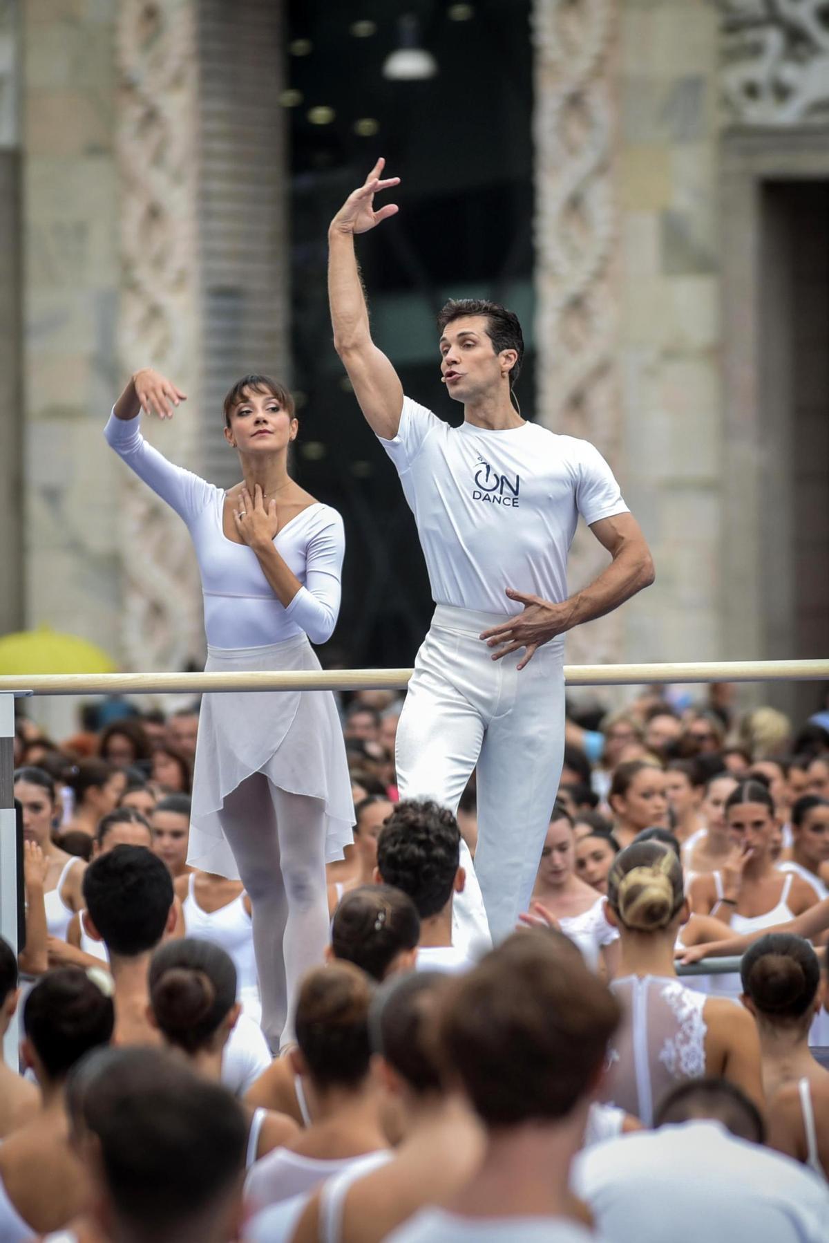 Festival de danza OnDance en la plaza del Duomo en Milán