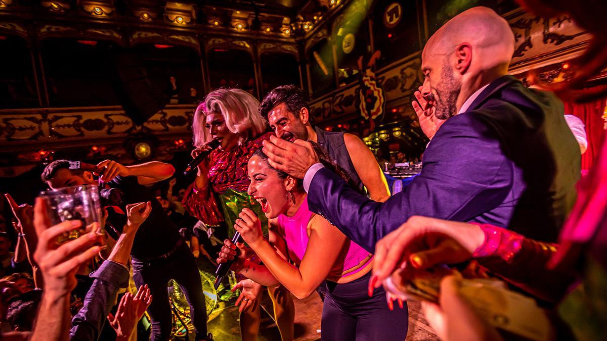 Discoteques de dia: així és la nova temporada de tardeig a Barcelona Discoteques de dia: així és la nova temporada de tardeig a Barcelona