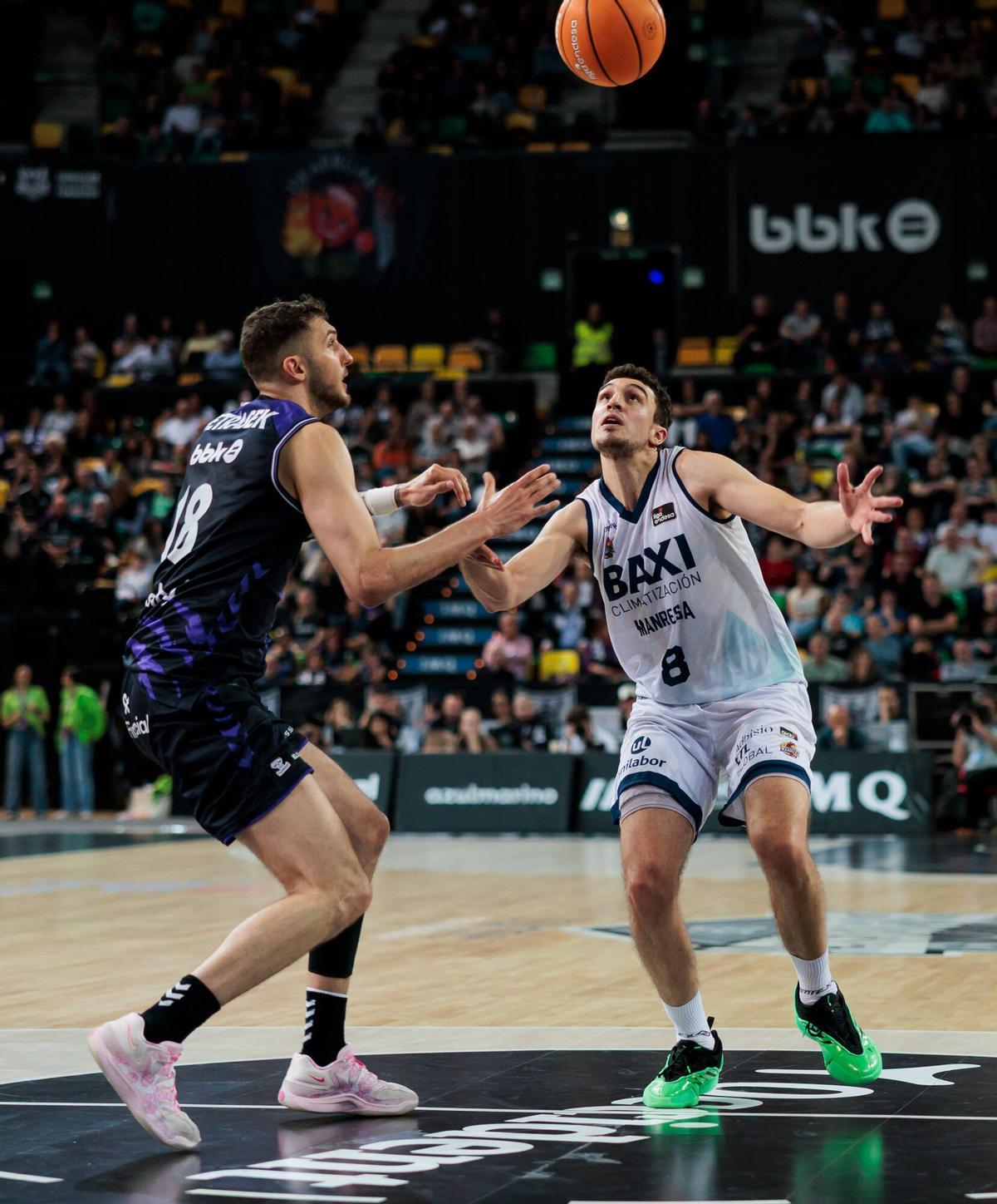 Totes les fotos del Surne Bilbao Basket-Baxi Manresa disputat a Miribilla Totes les fotos del Surne Bilbao Basket-Baxi Manresa disputat a Miribilla