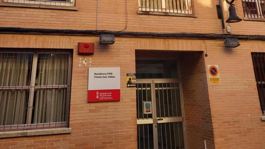 La residencia de grandes dependientes de Aldaia vuelve a tener médico diez meses después