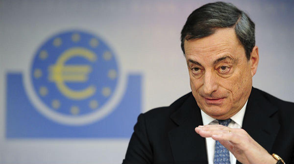 Draghi anuncia la baixada dels tipus dinterès fins al 0,25%.