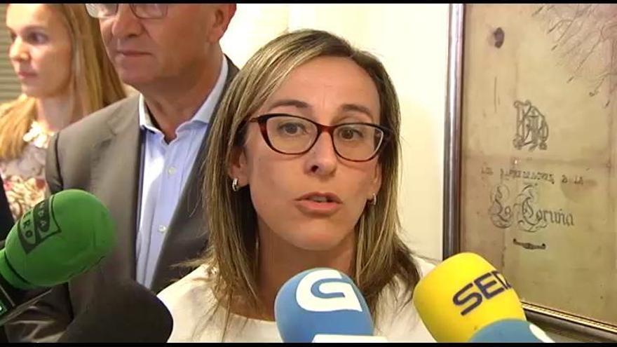 Ethel Vázquez concreta con empresarios de A Grela la ejecución de una pasarela peatonal junto a Marineda City