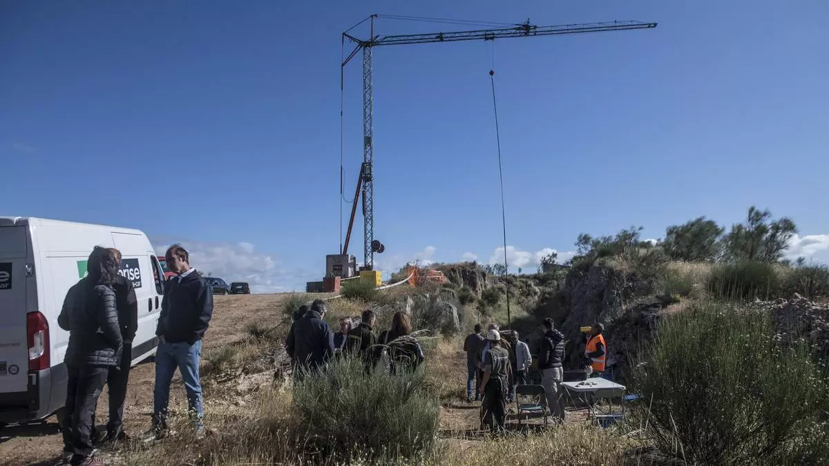 La tercera fase de exhumaciones en la mina La Paloma de Cáceres ya está adjudicada