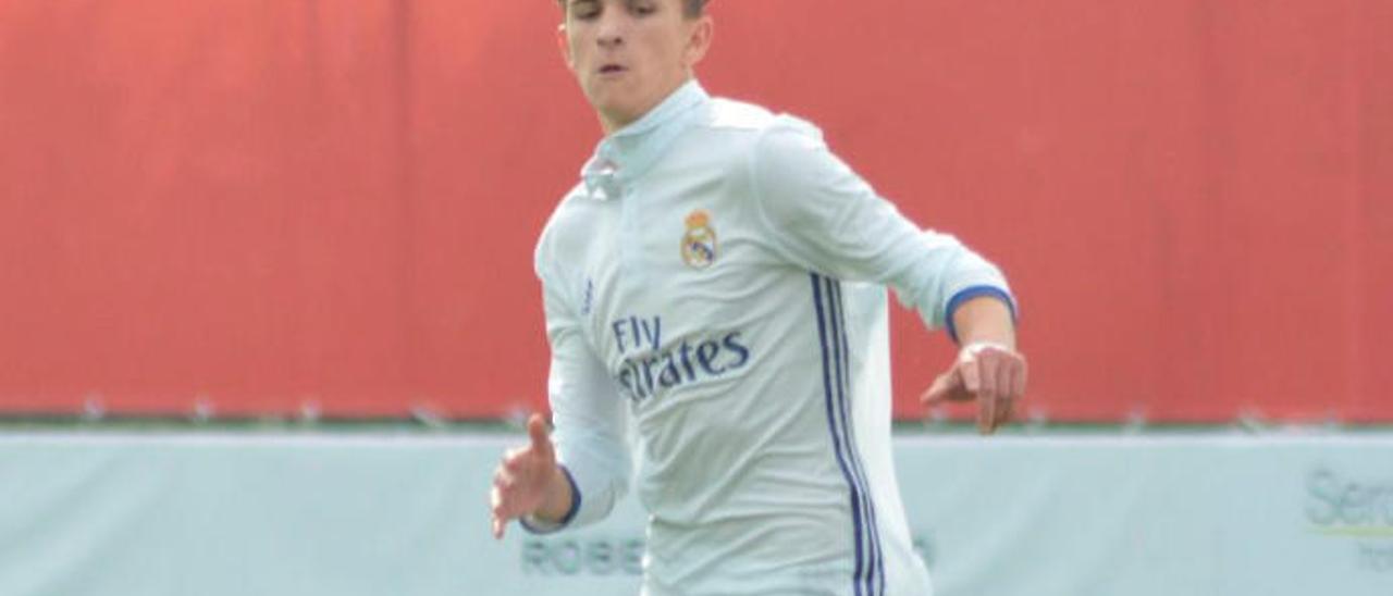 Pablo Rodríguez, con la camiseta del Real Madrid.