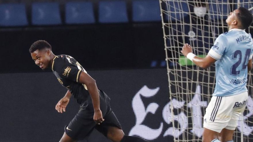 Ansu Fati celebra su gol ante el Celta de Vigo.