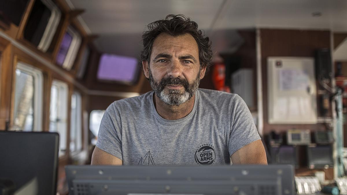 Óscar Camps en la embarcación