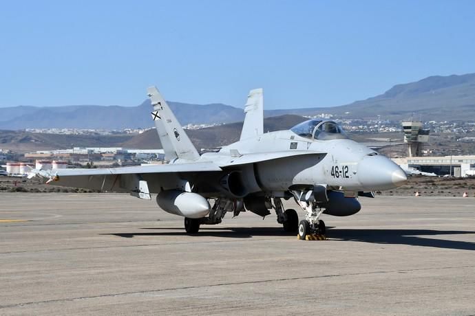 10/12/2019 TELDE.  El Mando Aéreo de Canarias celebra la festividad de Nuestra Señoara del Loreto, Patrona del Ejército del Aire, con imposición de condecoraciones, homenaje alos Caídos y Desfile.  Fotógrafa: YAIZA SOCORRO.  | 10/12/2019 | Fotógrafo: Yaiza Socorro