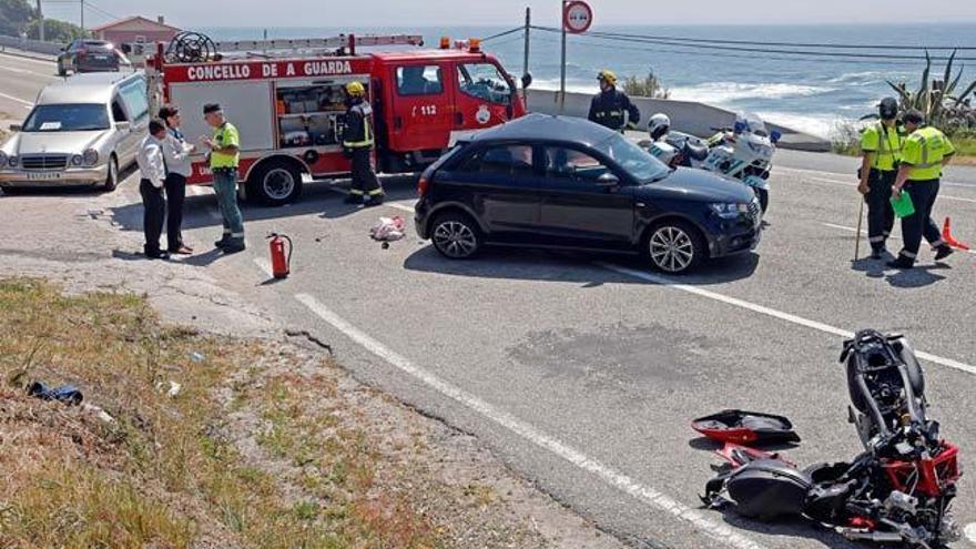 El accidente se registró en Oia, en Mougás. // MARTA G. BREA