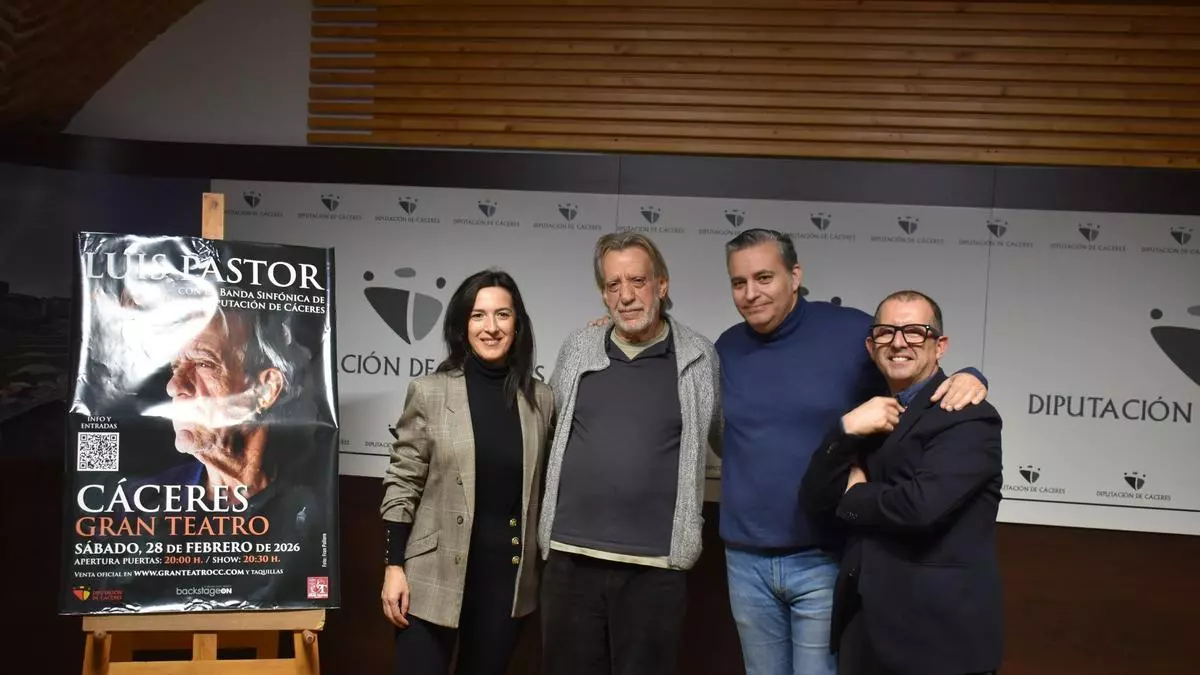 Luis Pastor y la Banda Sinfónica de Cáceres, unidos en un concierto "intimista" en el Gran Teatro
