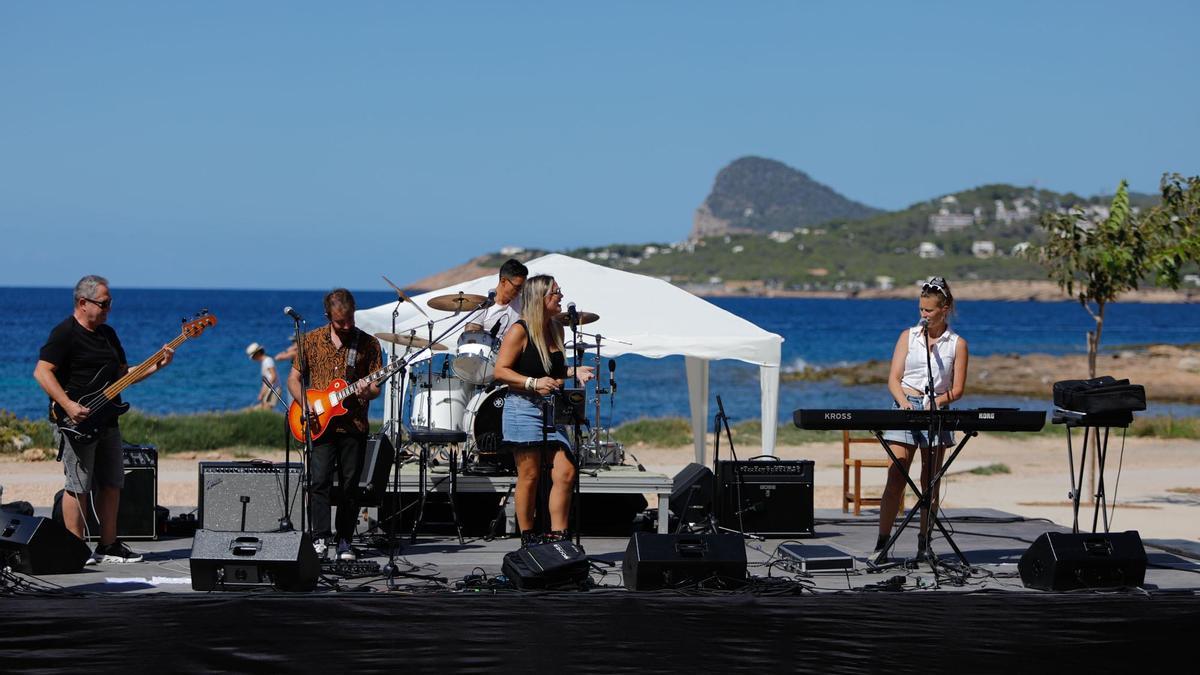 Las imágenes del concurso 'Pel nostre cantar' en Caló de s'Oli