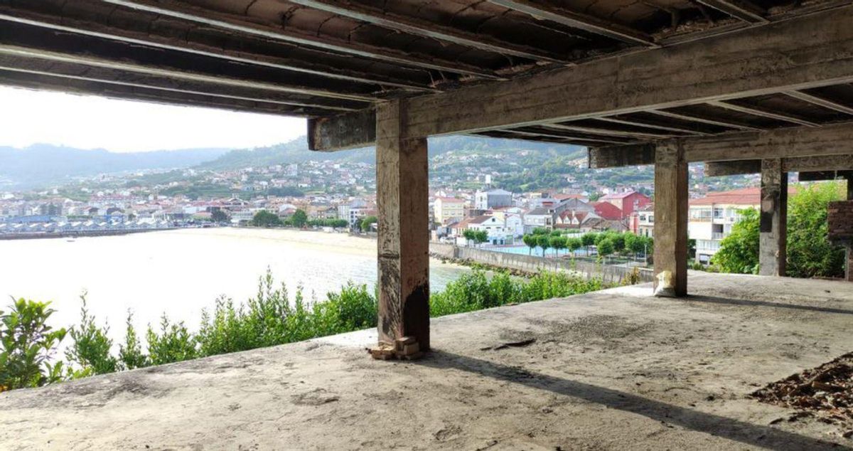 La zona baja del inmueble, con vistas sobre Bueu. | Cedida