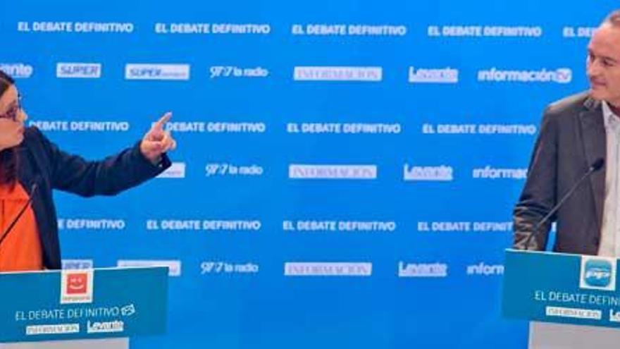 Oltra se dirige a Fabra en un momento del debate