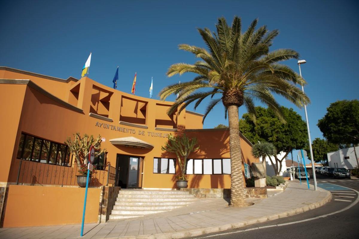 Imagen de la fachada del Ayuntamiento de Tuineje.