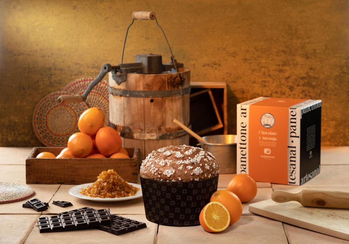 Panettones chocolate y naranja.