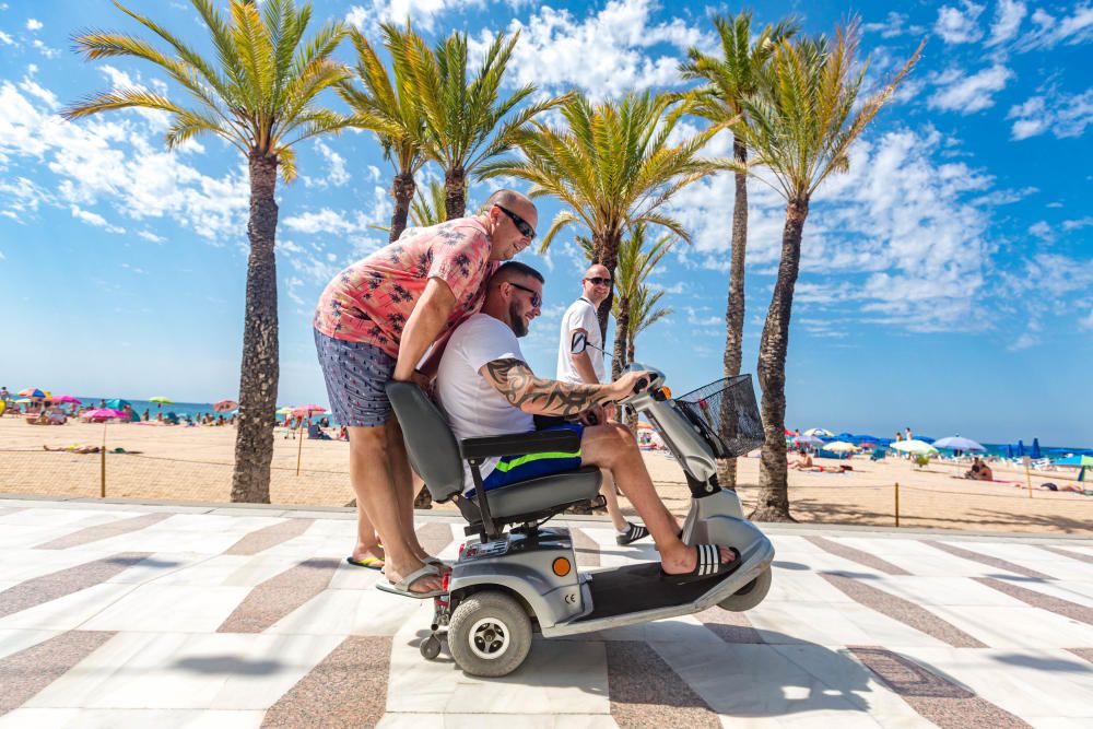 Benidorm realza las medidas tomadas en sus alojamientos y playas para promocionarse y lograr despertar la demanda de última hora