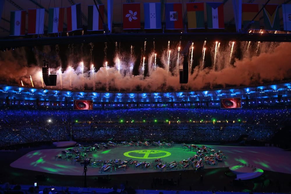 La ceremonia de inauguración de las Olimpiadas recreó el Brasil indígena, las diferentes culturas y las grandes urbes.