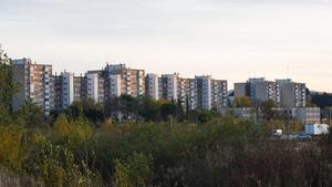 zentauroepp51088995 25 11 2019   ciutat badia del valles   edificios con amianto191210122957