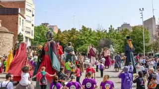 La cultura popular toma las calles en los conocidos Tocs de Sant Roc de Rubí