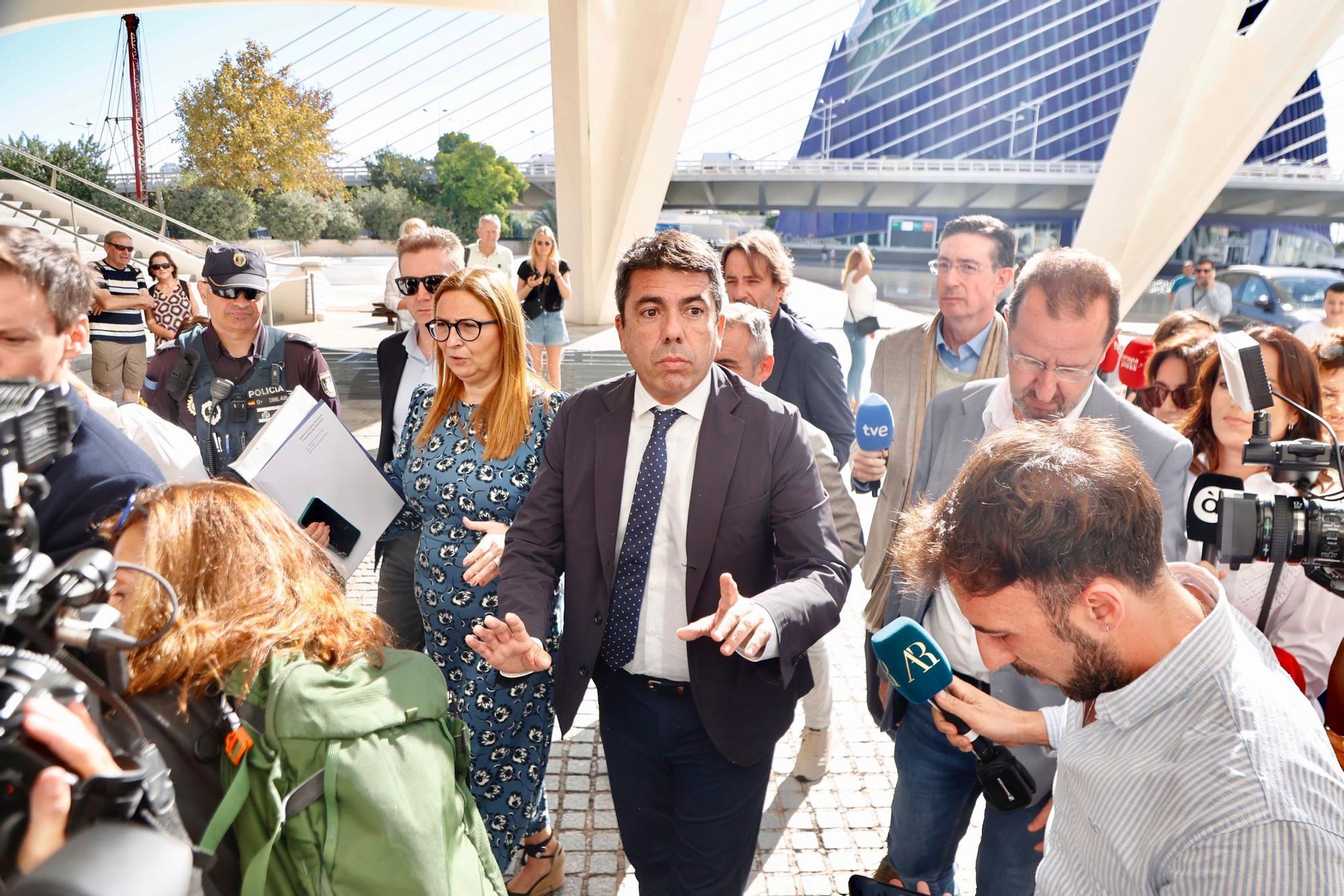 Primer acto de Carlos Mazón tras el funeral de Estado y los abucheos de las víctimas