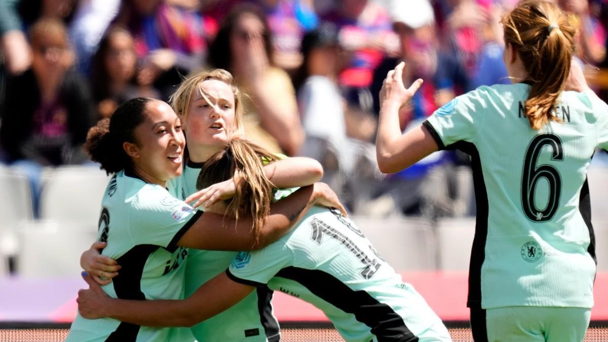 El gol de Erin Cuthbert contra el Barça en la ida de semifinales de la Champions