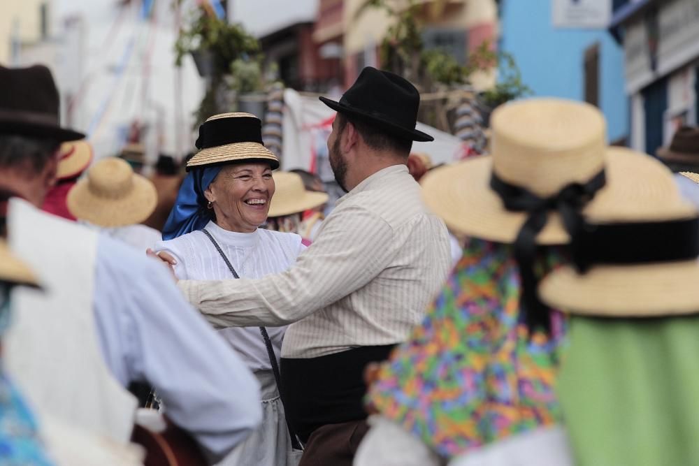 Romería y ofrenda a los patronos de Adeje