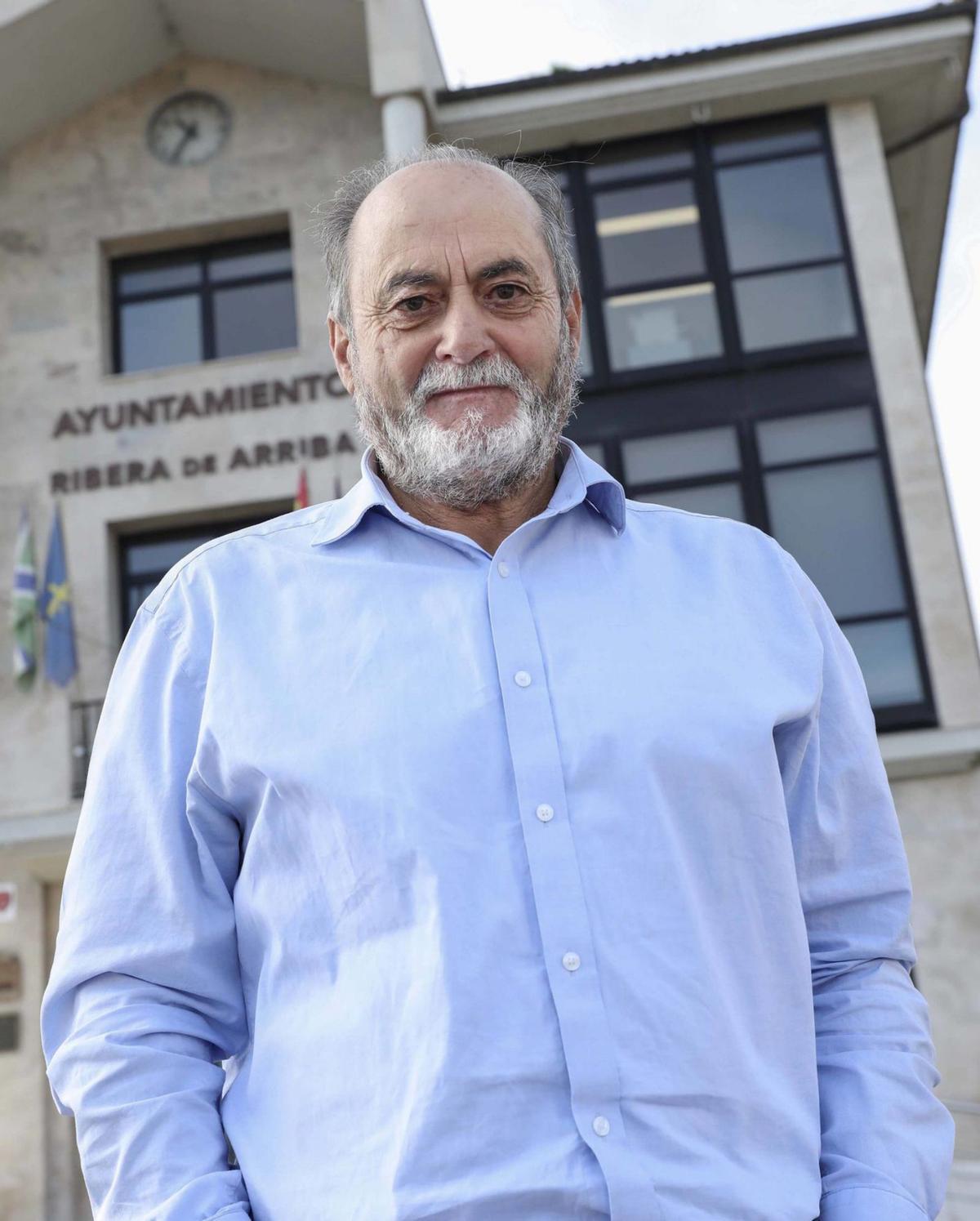 Tomás Fernández, regidor de Ribera de Arriba. |Pablo Solares