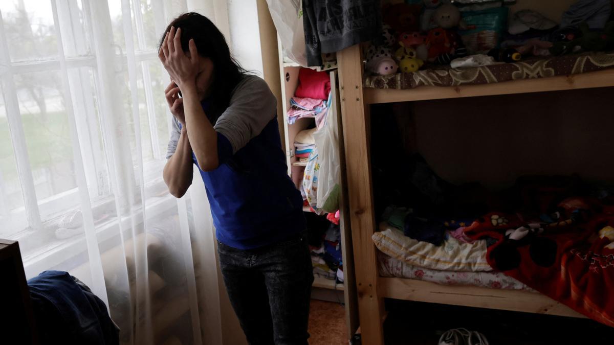 After fleeing to safety, frontline draws closer for Mariupol evacuees