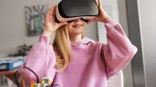 Con estas gafas de realidad virtual tu hijo aprenderá matemáticas sin darse cuenta [Pub. programada]
