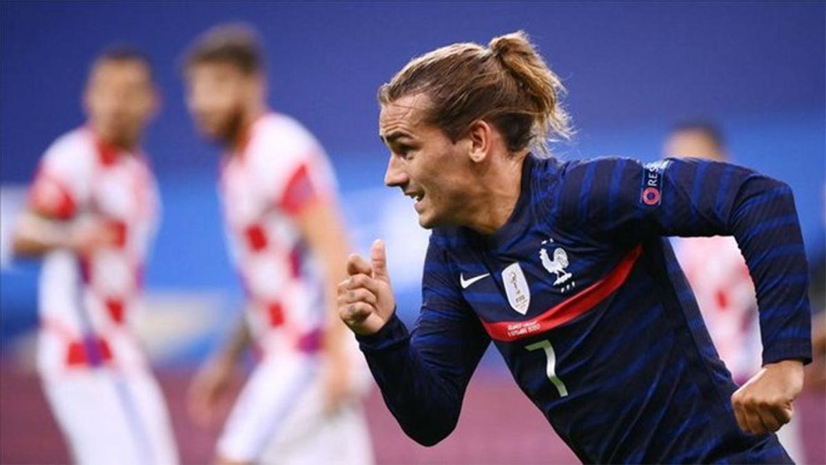 El doblete de Griezmann a base de golazos ante Finlandia