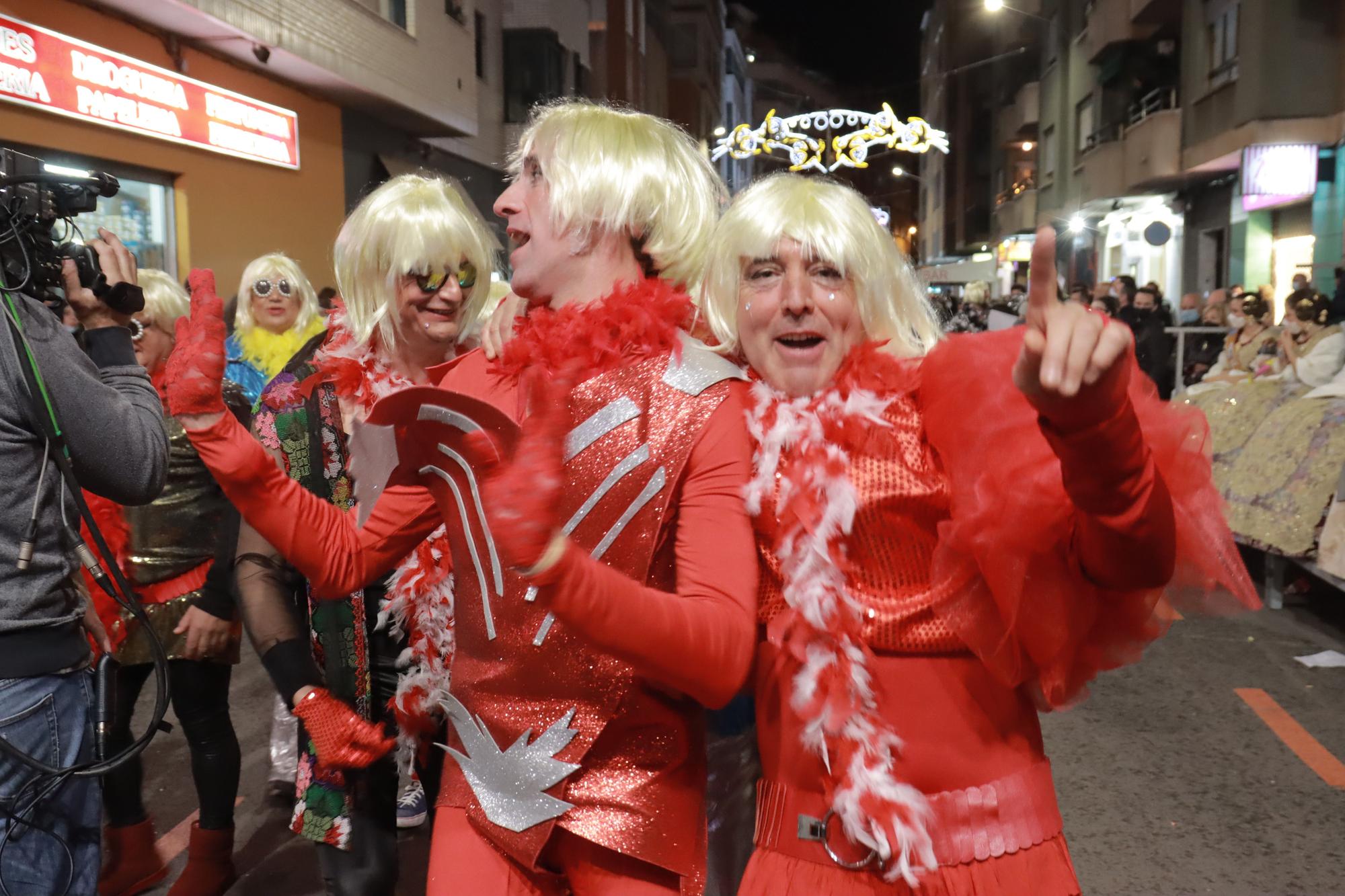 Búscate en la Cabalgata del Ninot de Burriana