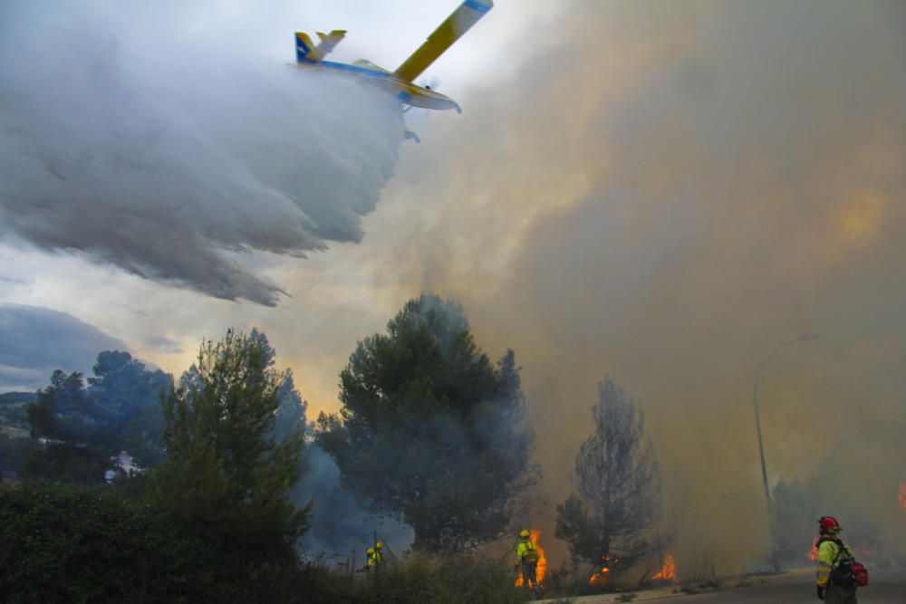 Un incendio pone en riesgo varias fábricas de Alco