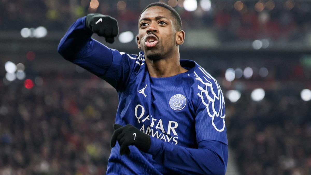 Dembélé celebra su hat-trick en la Champions