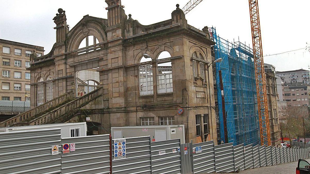 Edificio de Plaza de Abastos en obras. |   // IÑAKI OSORIO