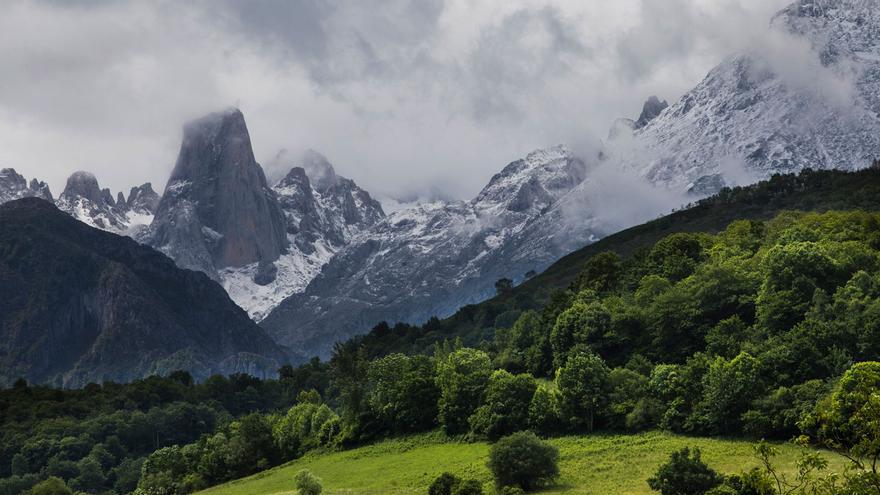 Aparatoso rescate a un montañero en los Picos de Europa: más de 17 horas atrapado