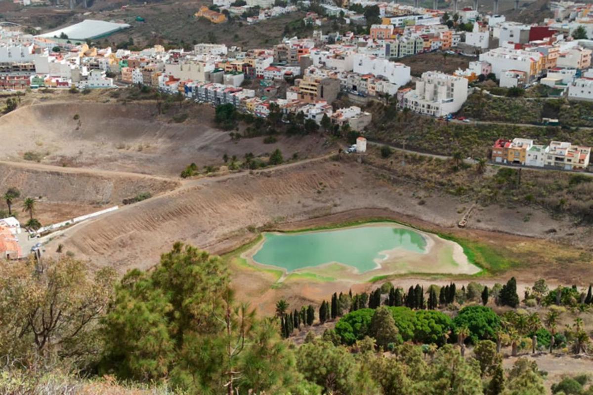 Vista aérea de uno de los embalses. | |