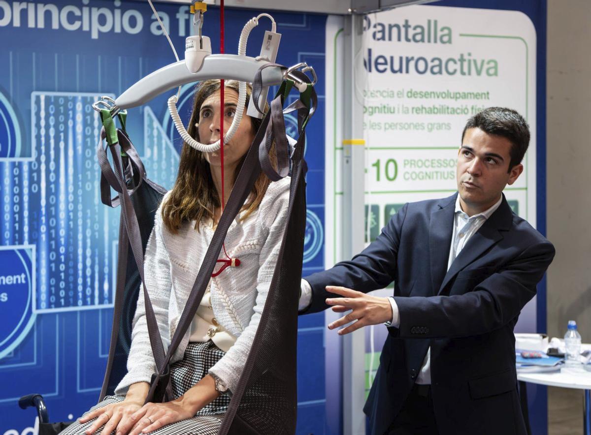 La IA i la robòtica s’obren pas  en les cures de la gent gran