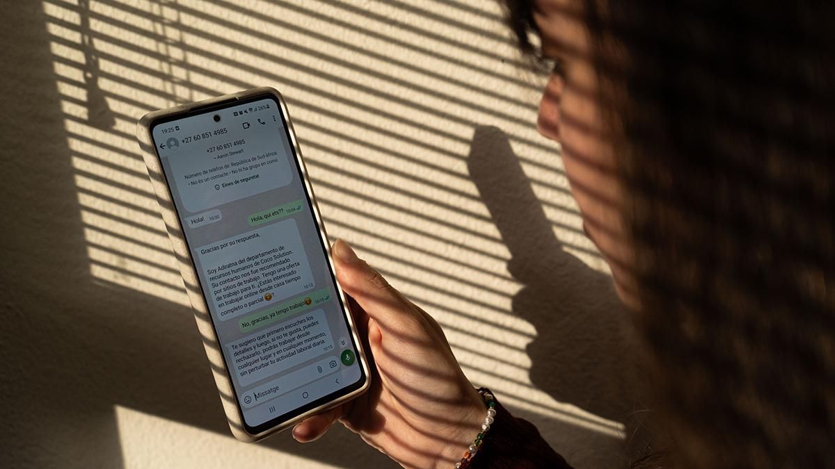 Mensaje fraudulento recibido a través de WhatsApp Mensaje fraudulento recibido a través de WhatsApp