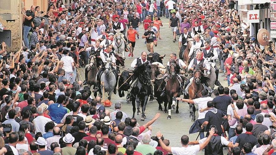 Segorbe vibra con una sexta Entrada de Toros y Caballos espectacular