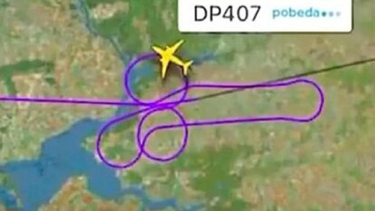Investigan a dos pilotos por dibujar un pene con su Boeing 737 en apoyo a Artem Dzyuba